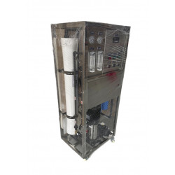 Equipo de Osmosis 4 membranas 1000L/h